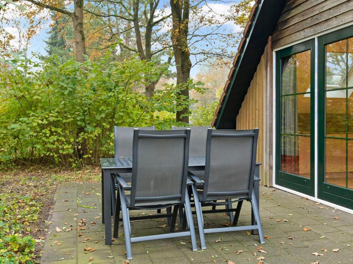 Landal Het Land Van Bartje Hotell Ees Exteriör bild