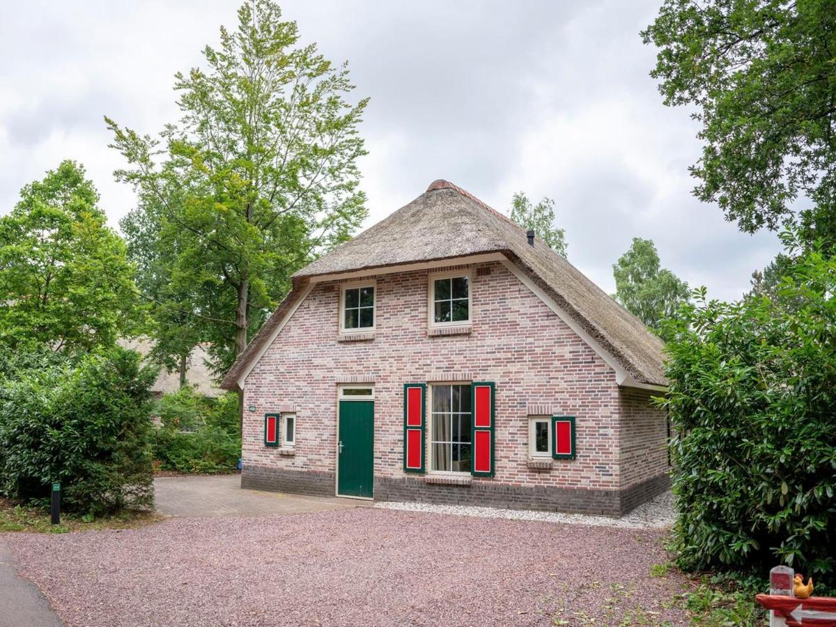 Landal Het Land Van Bartje Hotell Ees Exteriör bild
