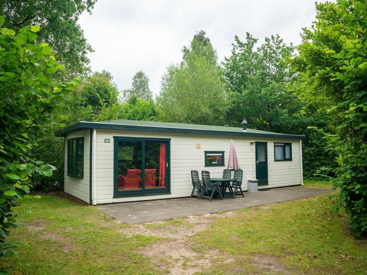 Landal Het Land Van Bartje Hotell Ees Exteriör bild