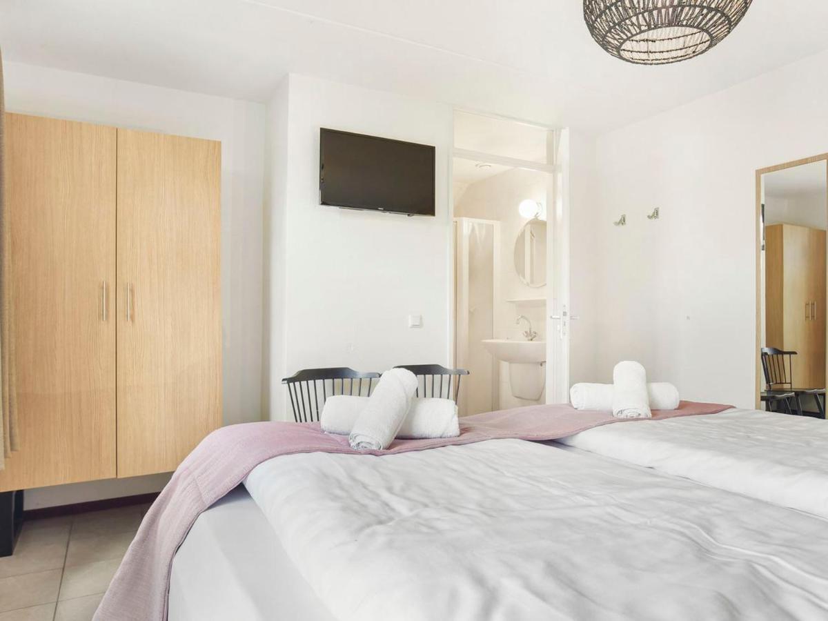 Landal Het Land Van Bartje Hotell Ees Exteriör bild
