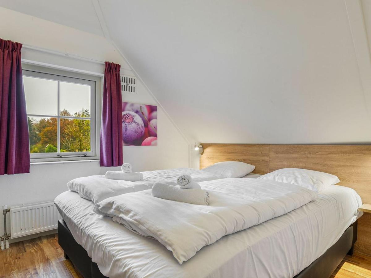 Landal Het Land Van Bartje Hotell Ees Exteriör bild