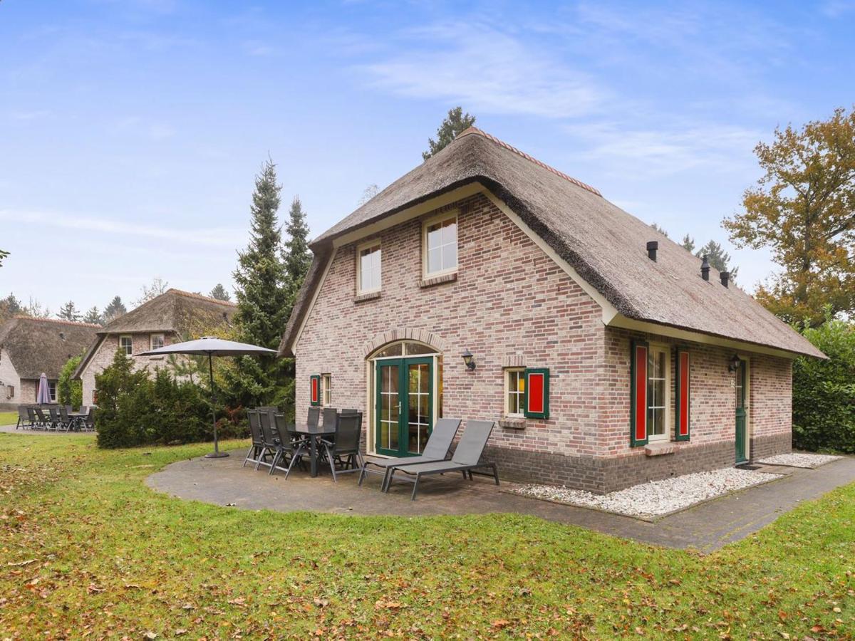 Landal Het Land Van Bartje Hotell Ees Exteriör bild
